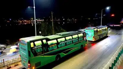 HARI DAS TOUR & TRAVELS Bus-Side Image