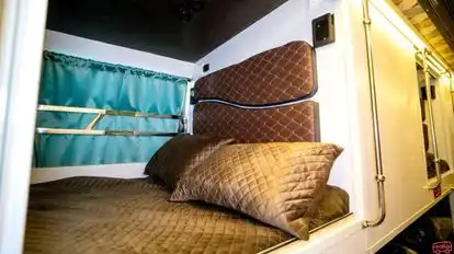 HARI DAS TOUR & TRAVELS Bus-Seats Image