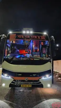 Navalai Travels Bus-Front Image