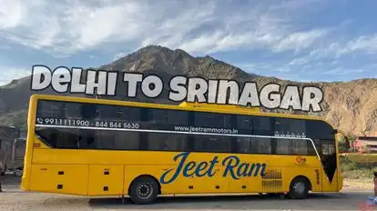 Jeet Ram Motors Bus-Side Image