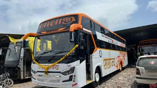 Balaji Travels Bus-Front Image