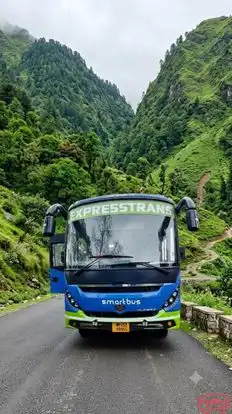 Expresstrans Smart Bus Bus-Front Image