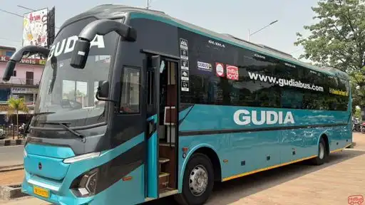 GUDIA TOUR & TRAVELS Bus-Front Image