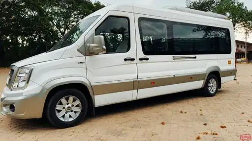 Desert Dunes Tours Bus-Front Image