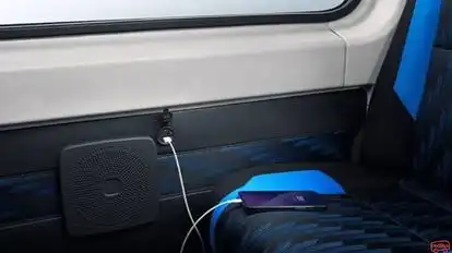 Desert Dunes Tours Bus-Amenities Image