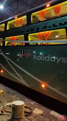 PV Holidays  Bus-Side Image