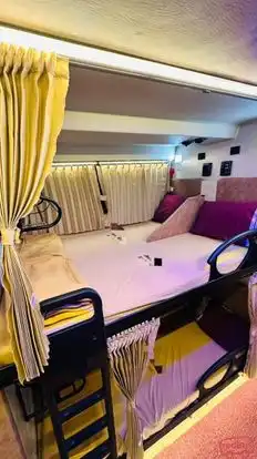 SAMRAT BUS JAIPUR Bus-Seats Image