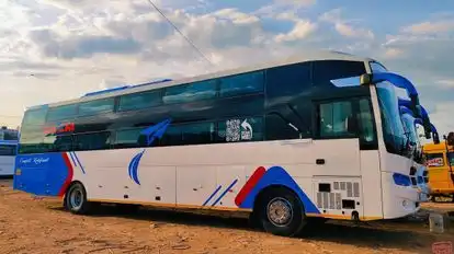 SAAM BUS Bus-Side Image