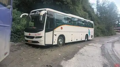 RSK HOLIDAYS Bus-Side Image