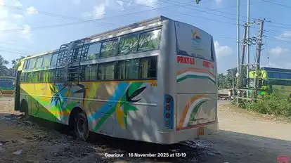 SREYAN Bus-Front Image