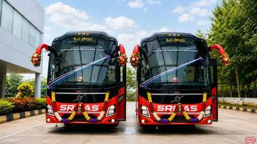 SRIYAS TRAVELS  Bus-Front Image