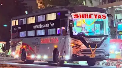 Shreyas Tours And Travels  Bus-Side Image
