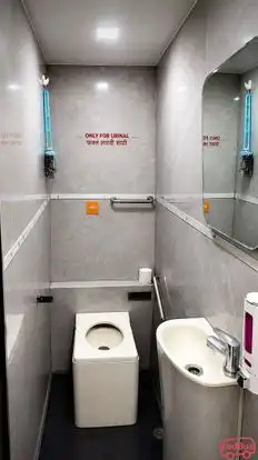 Garud Express Bus-Amenities Image