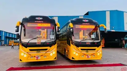 BABA HOLIDAYS Bus-Front Image