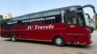 J U TRAVELS Bus-Side Image
