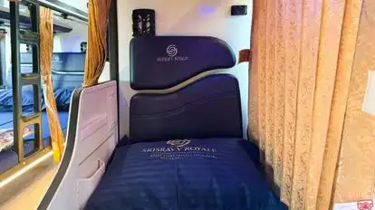 SRISRAVV ROYALE Bus-Seats Image
