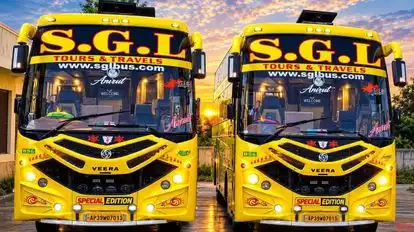 SRI GURUPADALINGESHWAR TOURS AND TRAVELS Bus-Front Image