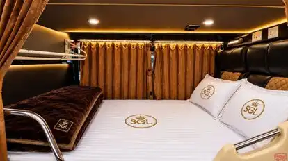 SRI GURUPADALINGESHWAR TOURS AND TRAVELS Bus-Seats Image