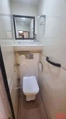 QUEEN TRAVELS Bus-Amenities Image