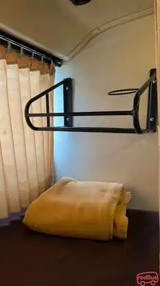 YAARANA TRAVELS Bus-Amenities Image