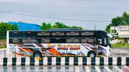 YAARANA TRAVELS Bus-Side Image