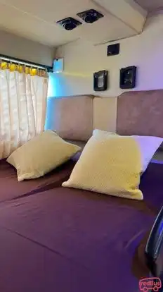 YAARANA TRAVELS Bus-Seats Image