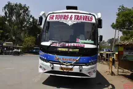 SR Tours and Travels Bus-Front Image