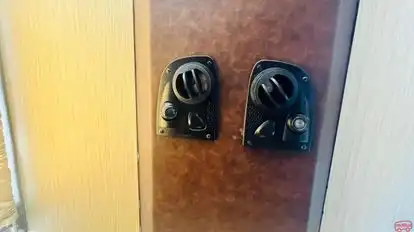 Citizen Bus Bus-Amenities Image