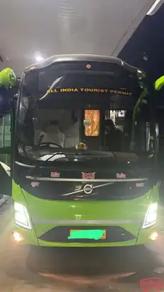 Mahalaxmi Travels Bus-Front Image