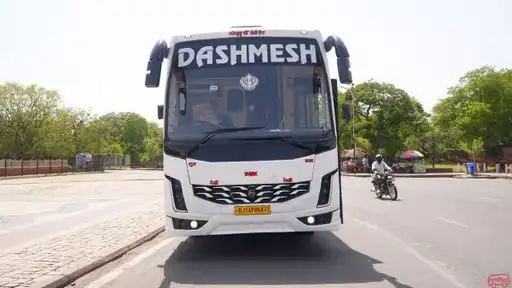 Dashmesh Travels Bus-Front Image