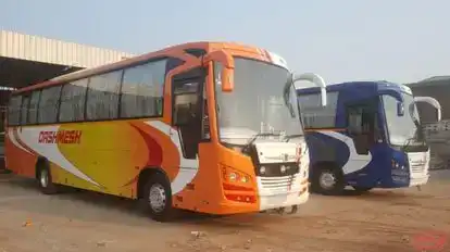 Dashmesh Travels Bus-Front Image