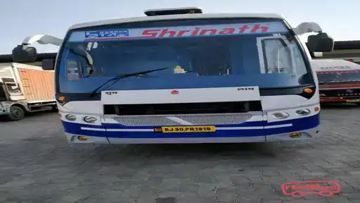 Shrinath Solitaire Bus-Front Image