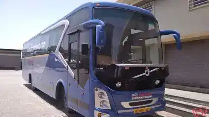 Shrinath Solitaire Bus-Side Image