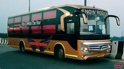 Snow region tours Bus-Front Image