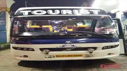 Royal Travels Delhi Bus-Side Image