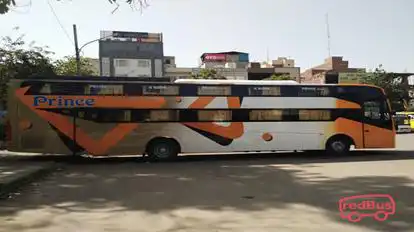 PRINCE TRAVELS Bus-Front Image