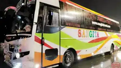 Sangita shalimar tourist mumbai Bus-Side Image