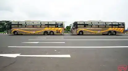 Shyamoli Paribahan Pvt Ltd Bus-Side Image