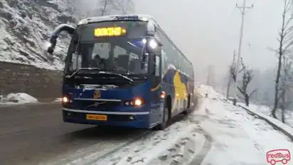 Leo Travel Heights Bus-Front Image