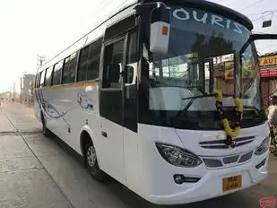 Asian's Shina Tour & Travels (Swoyambhu Manjushree Yatayat P. LTD) Bus-Front Image