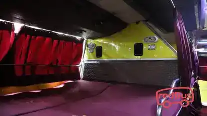 Royal cars Bus-Amenities Image
