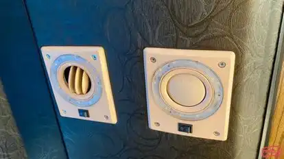 Kerala Lines Bus-Amenities Image