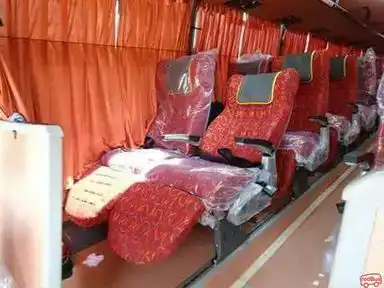 Gujarat Travels Bus-Front Image
