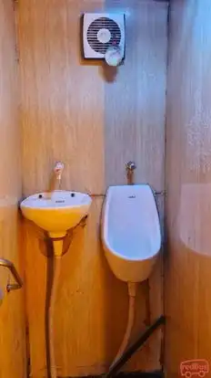 Eagle falcon bus Bus-Amenities Image