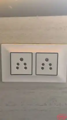 Shri  Rishabh Travels Bus-Amenities Image