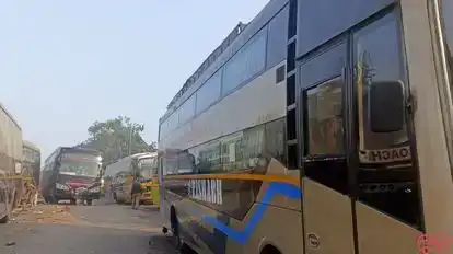 Shri  Rishabh Travels Bus-Side Image