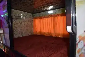 M.k. bus service Bus-Front Image