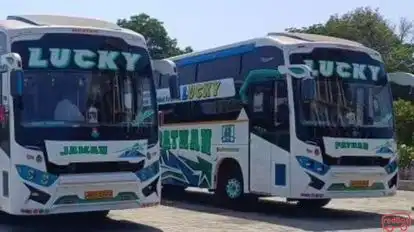 Raffique Travels Bus-Front Image