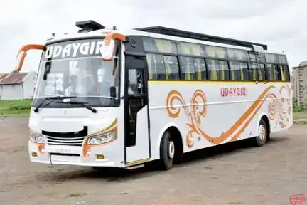 Shreeraj Travels Bus-Front Image