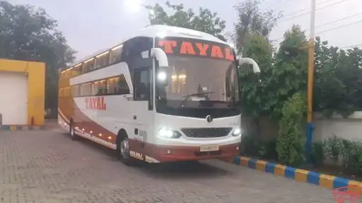Noor Travels. Bus-Front Image